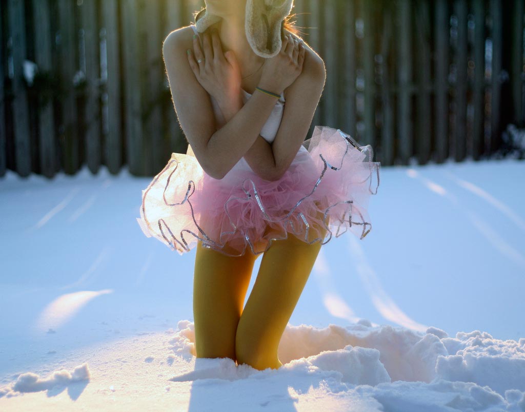 Фотосет откровенной Candice B - Warm In Winter