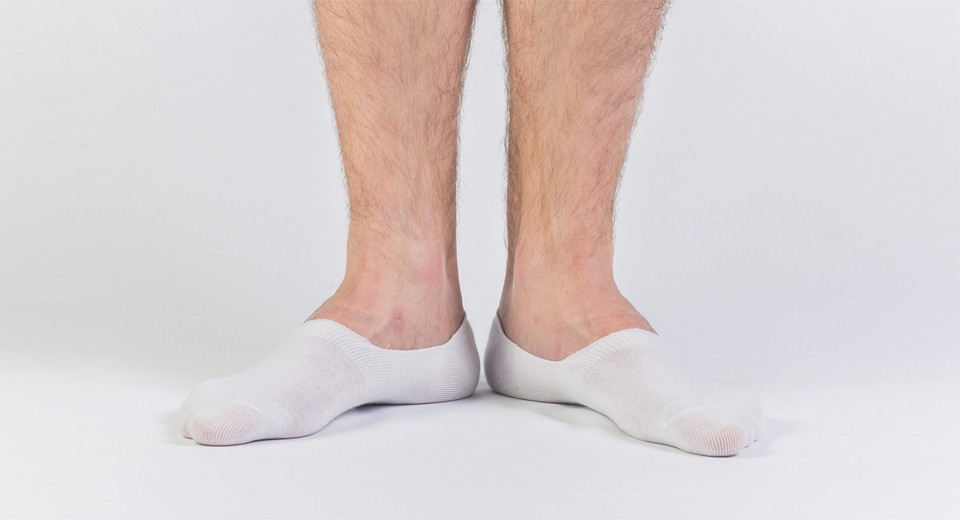 Хлопковые мужские носки-подследники белого цвета