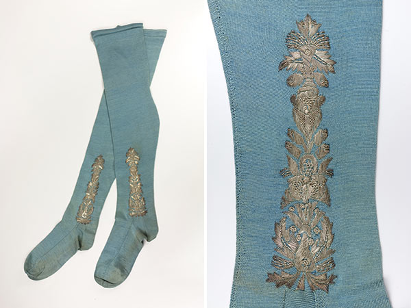 Синие шелковые фильдекосовые чулки, вышитые серебряной нитью, приблизительно 1710-1740 гг. Image copyright © 2014 Bata Shoe Museum, Toronto, Canada.
