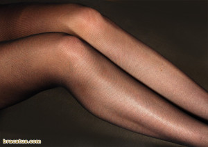 Как выглядят на ноге колготки Orodoro Tulle (цвет nero)
