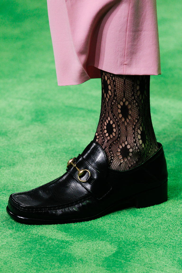 Gucci: мужские ажурные колготки и носки