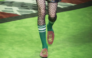Gucci: ажурные колготки для мужчин