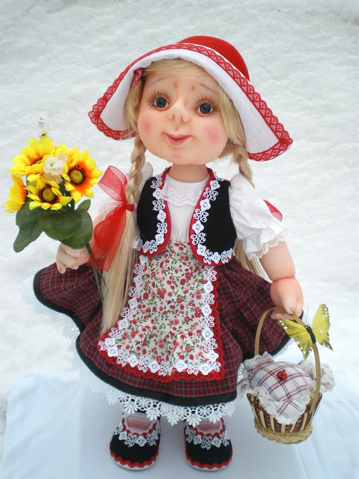 Кукла Красная Шапочка. Автор: Ирина Хозяшева.