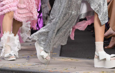 Preen: невообразимые сандалии и носочки