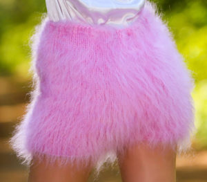 Женские пуховые панталоны бледно-розового цвета. Фото: Supertanya
