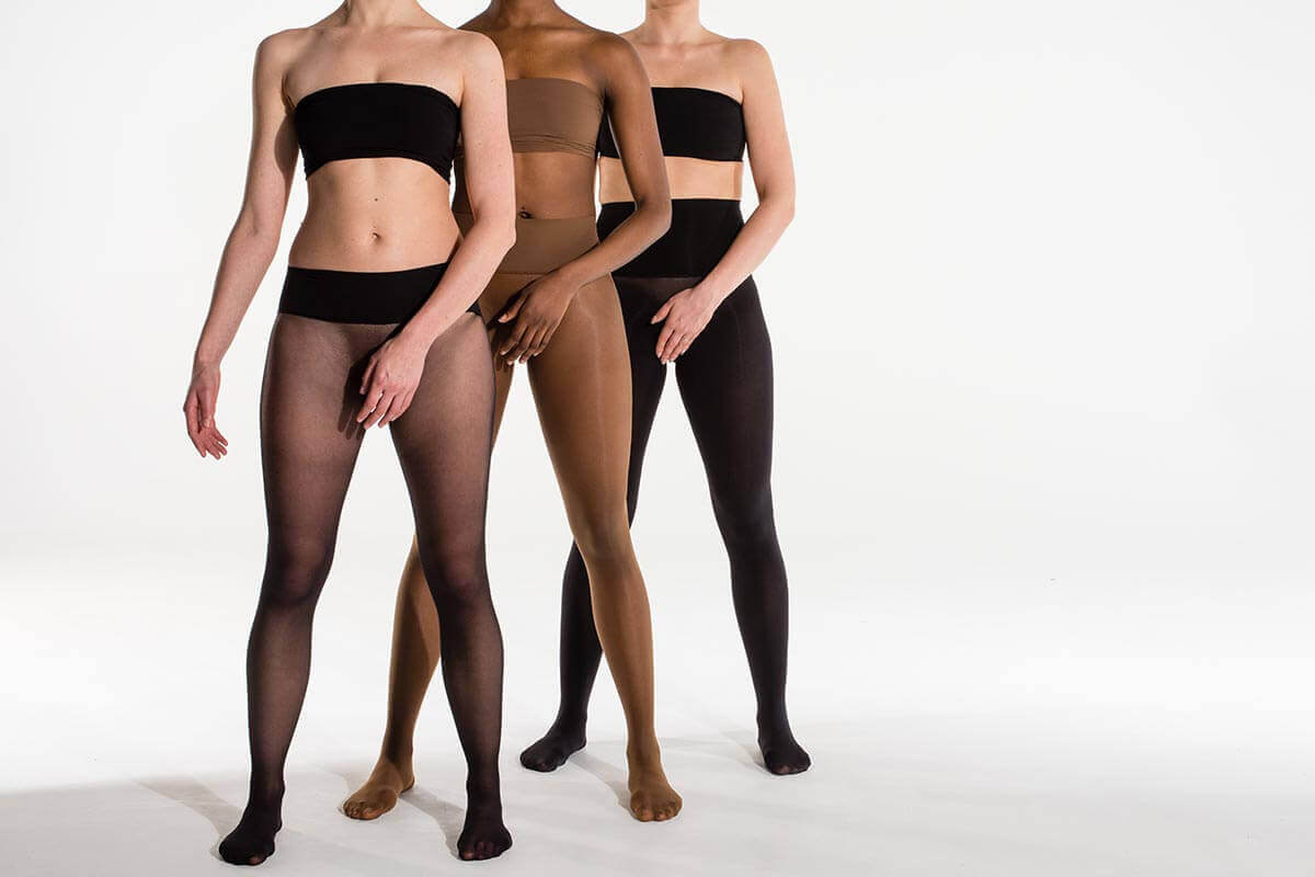 Рекламу колготок Heist назвали "откровенно сексуальной"