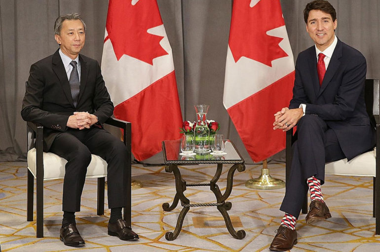 Премьер-министр Канады Джастин Трюдо не разочаровал своим внешним видом во время саммита АСЕАН