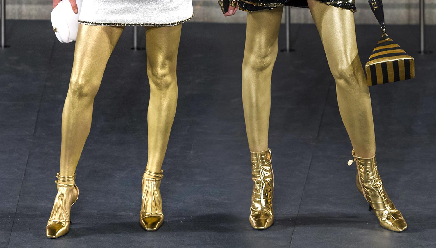 Золотые колготки Клеопатры | Революционное решение дома Chanel