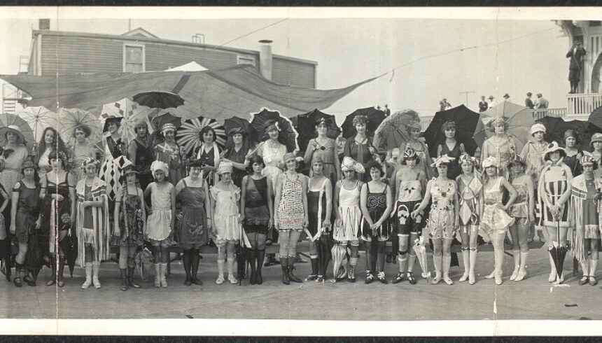 Конкурс купальных костюмов 1923 года — обратите внимание на большое разнообразие моделей!