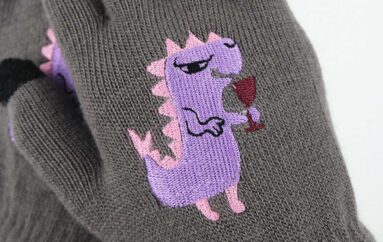 Свежие неноски St.Friday Socks: Лакающая Кошечка 🐈, её партнёры по хобби 🍷 Динозаврик и вечно отъезжающая в Ригу Лошадка 🐎