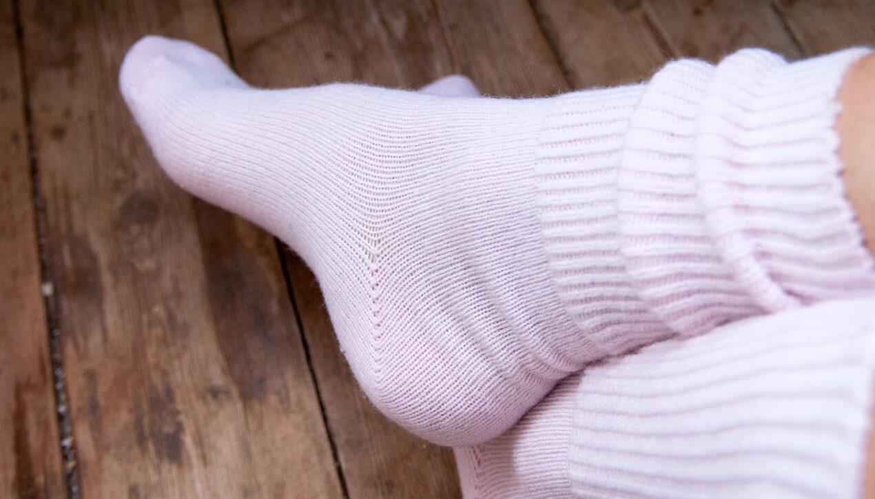 24 октября — День любви к тёплым носкам
