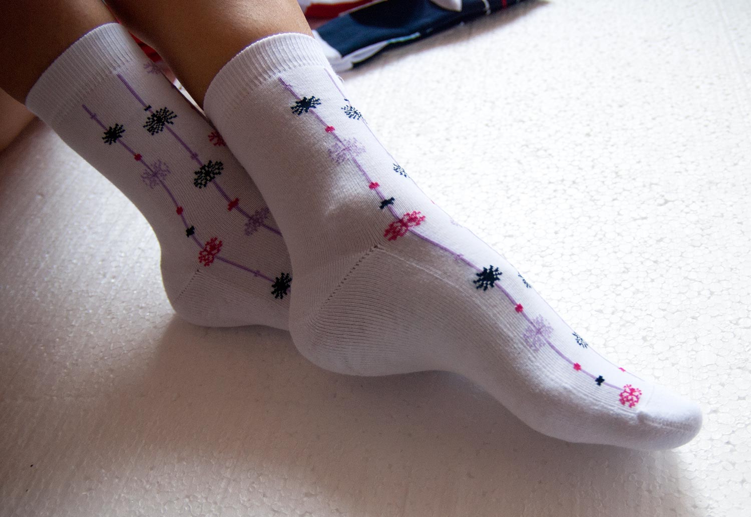 Женские махровые носки со снежинками. MiNiMi ©bracatuS.com