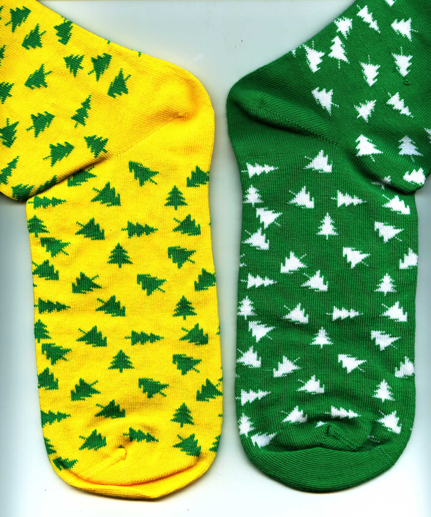 Новогодние мужские носки Omsa. Изображение ©bracatuS.com