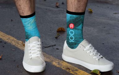 Компания Renfro отметила столетие выпуском фирменных носков для сотрудников