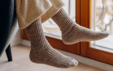 Энергетическая компания SSE Energy советует британцам купить носки из шерсти мериноса, чтобы сократить расходы на отопление и не замерзнуть