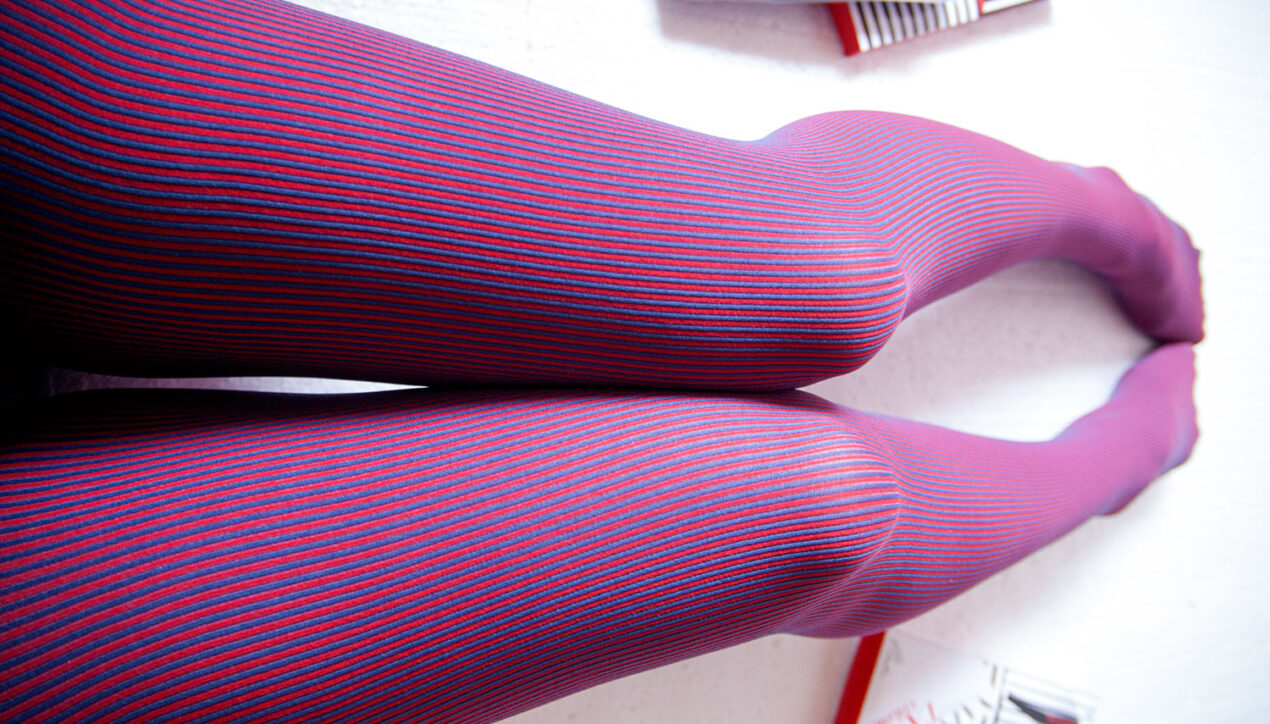 Обзор колготок MiNiMi Napoletano Colors: джинс-красных и чёрно-белых
