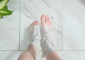 Коллагеновые носки: антивозрастной бьюти-тренд сезона