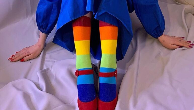 Стилизация носков в разноцветную полоску: рекомендации Таты Ступаковой