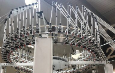 Vanguard Pailung представляет первую в мире кругловязальную машину со сложными иглами