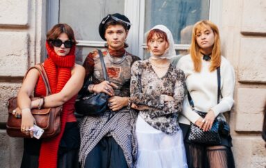 Актуальный совет от гостей Недели моды в Париже: избегайте клопов