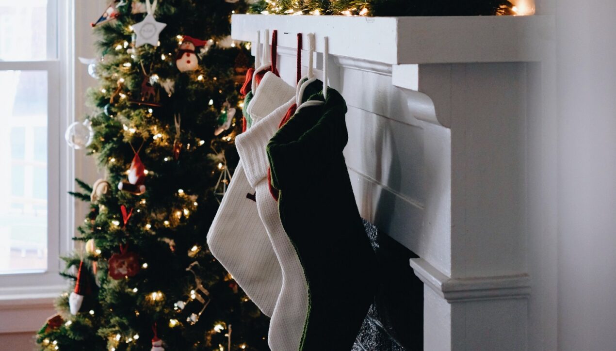 Почему на Рождество принято дарить носки