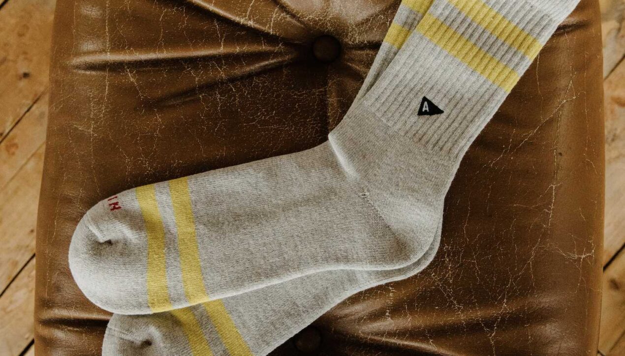 Бренд Arvin Goods объявил о выпуске носков из переработанного хлопкового волокна Recover