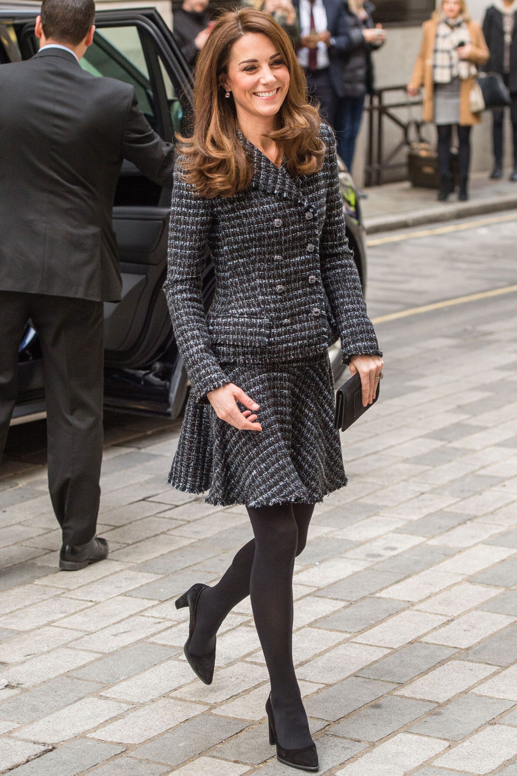 kate-middleton-tweed-suit-1550060431