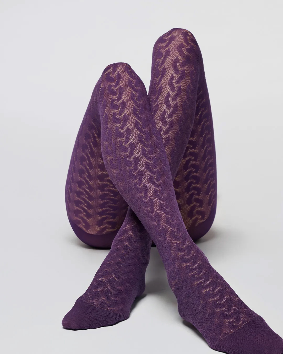 Bio-Derived Sneakers Tighs. Изображение: ©Oroblu